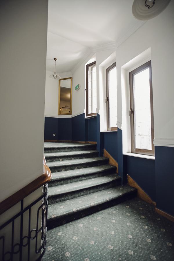 Bristol Economy Bed & Breakfast Bytom Dış mekan fotoğraf